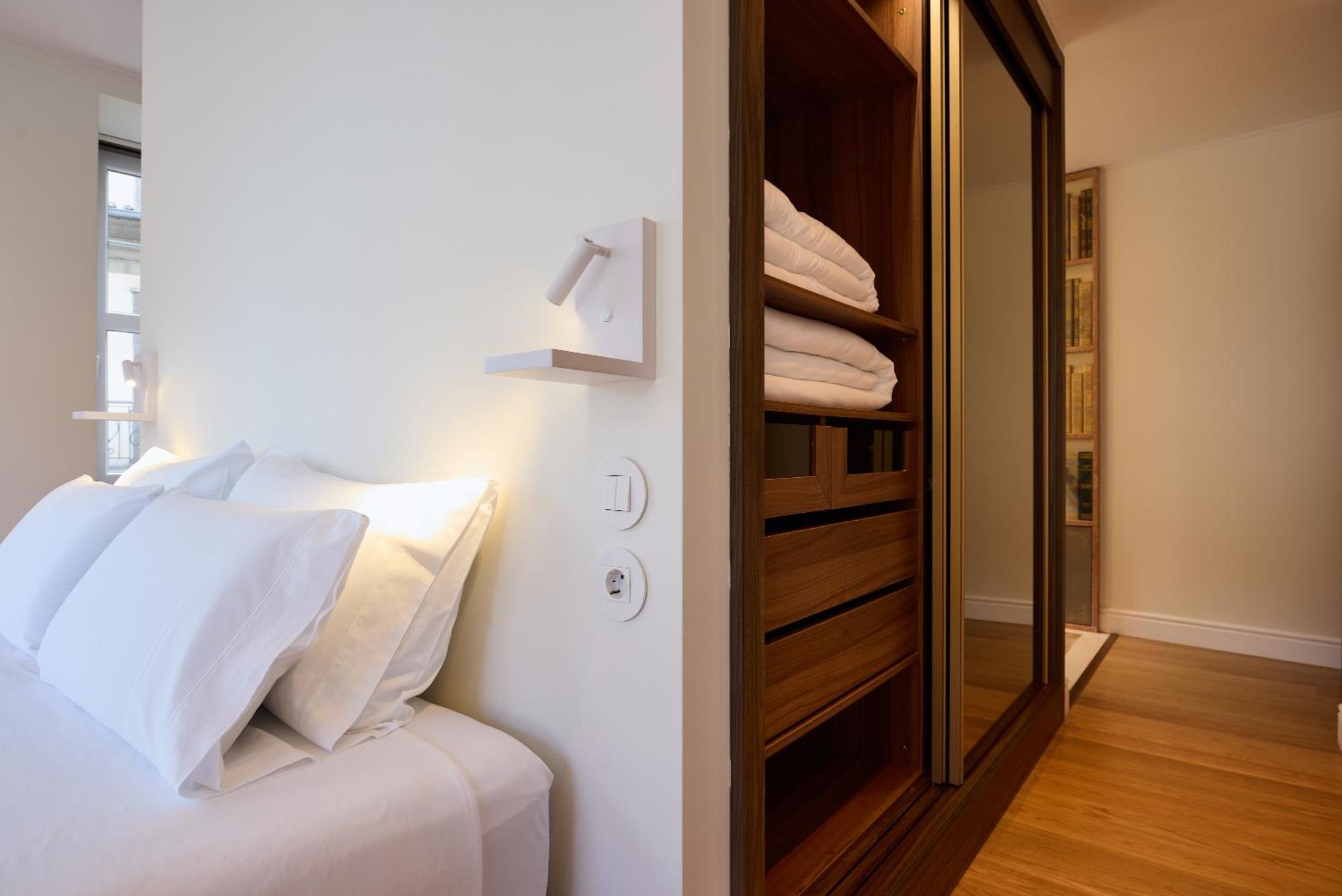 Flh Porto Clerigos Luxury Apartments الغرفة الصورة