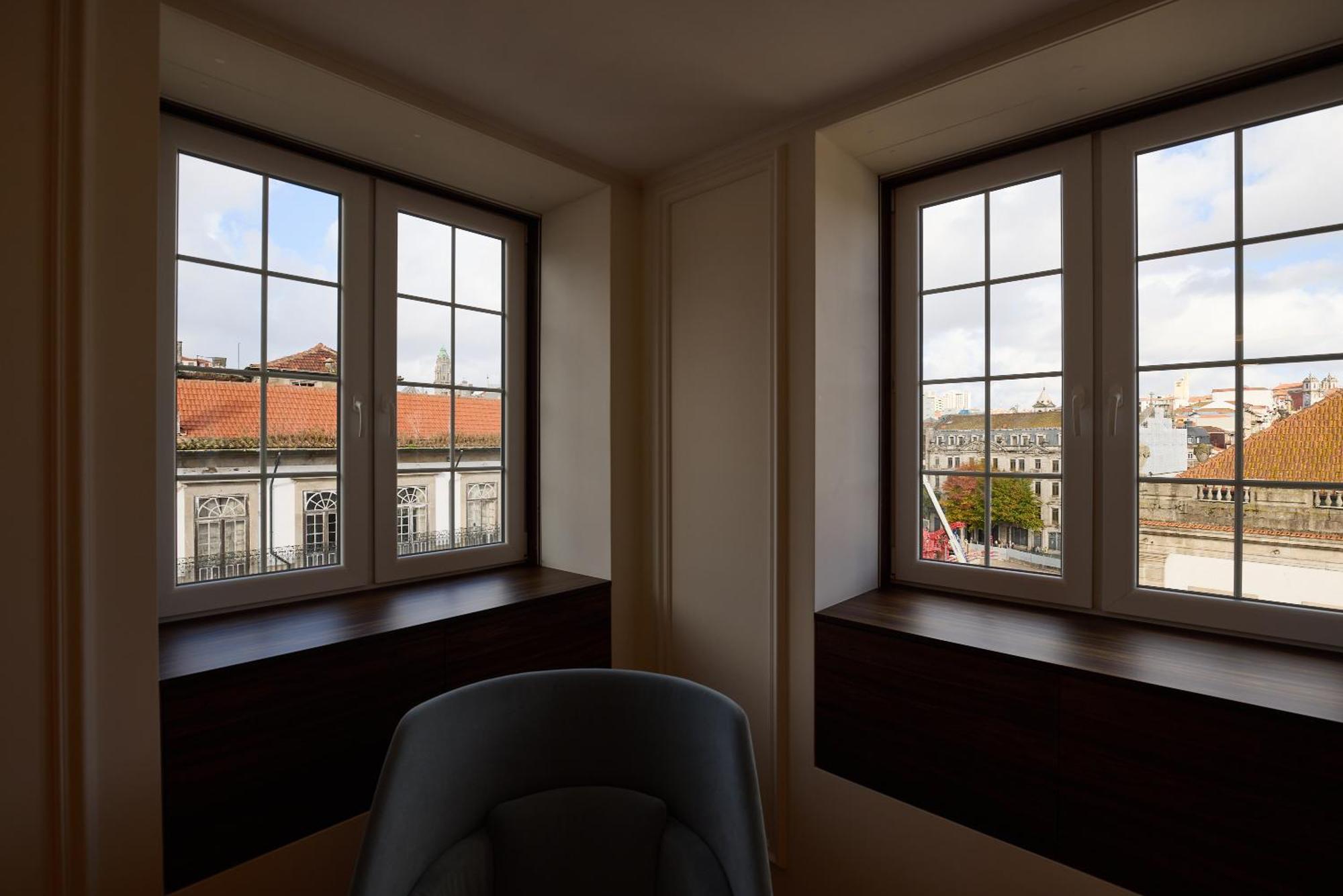 Flh Porto Clerigos Luxury Apartments الغرفة الصورة