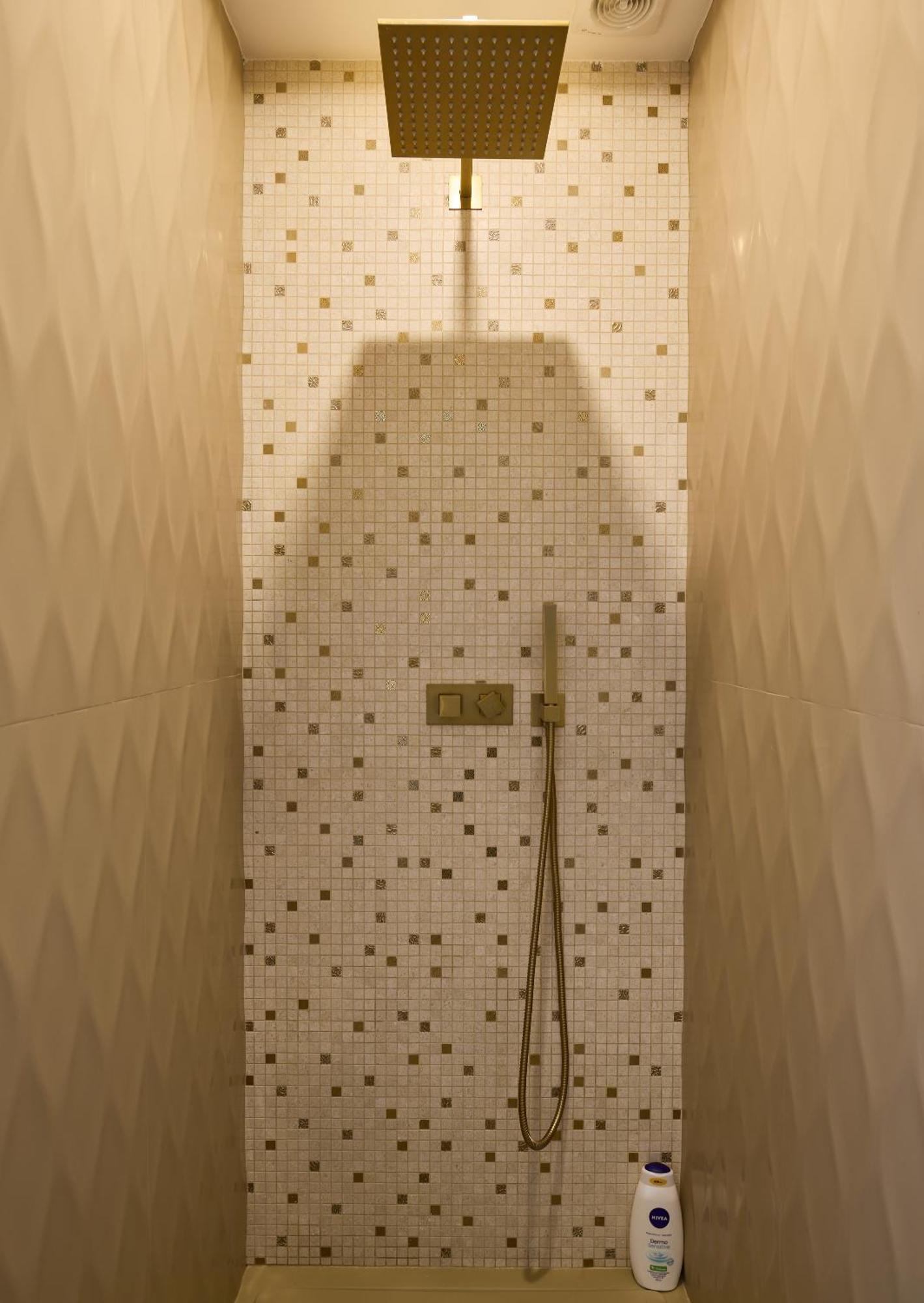 Flh Porto Clerigos Luxury Apartments الغرفة الصورة