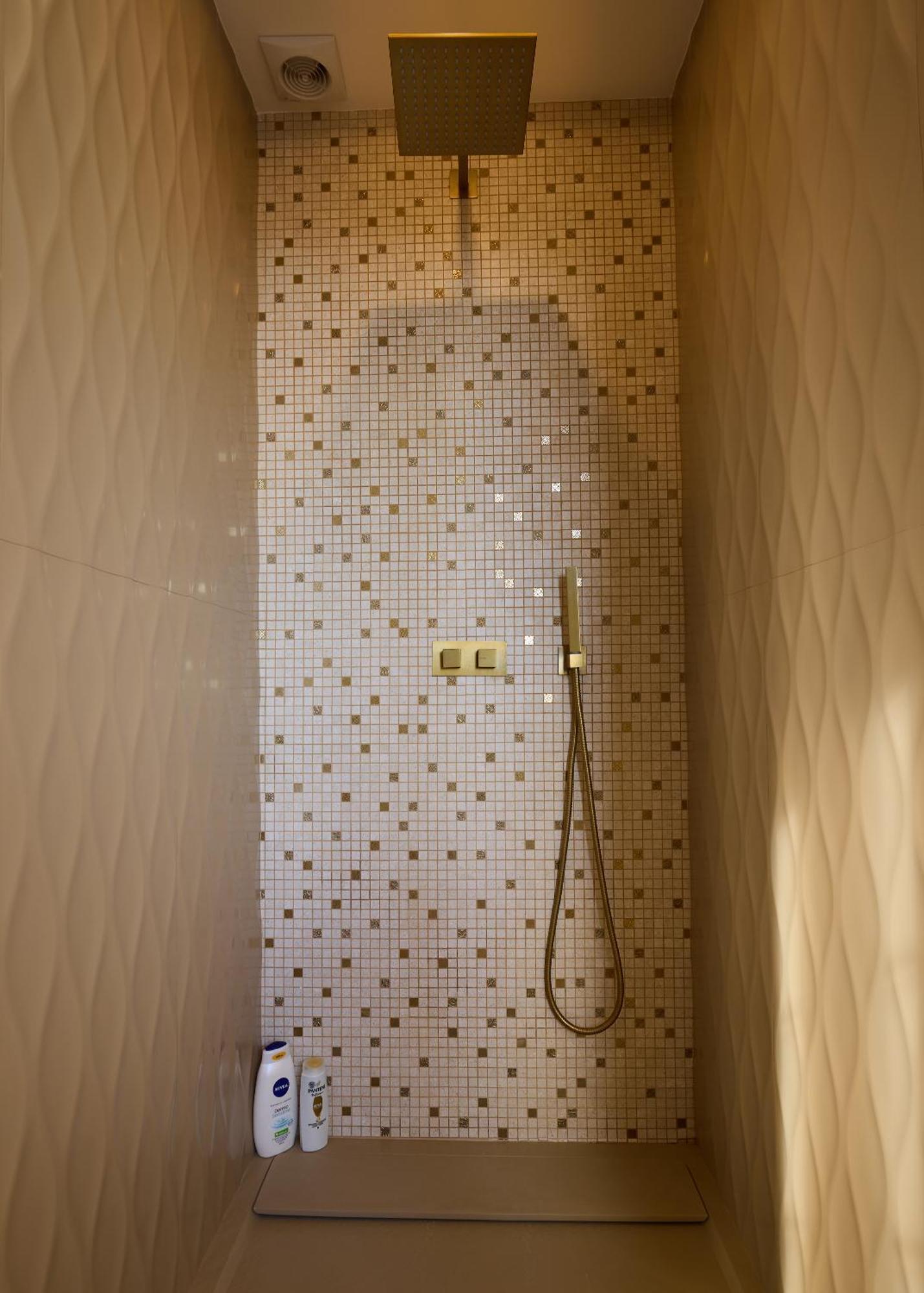 Flh Porto Clerigos Luxury Apartments الغرفة الصورة