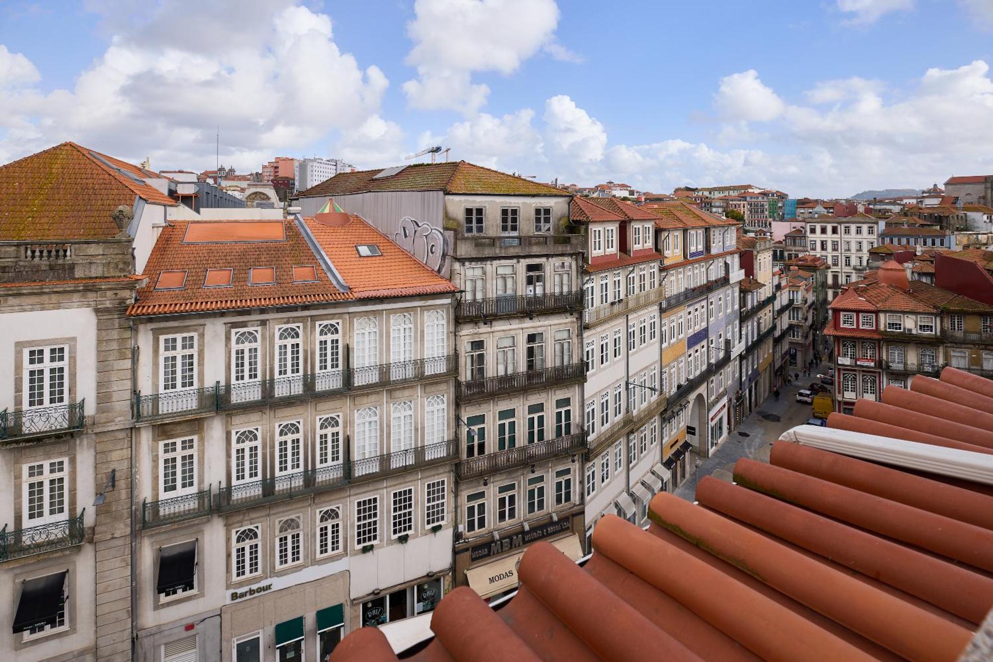 Flh Porto Clerigos Luxury Apartments الغرفة الصورة