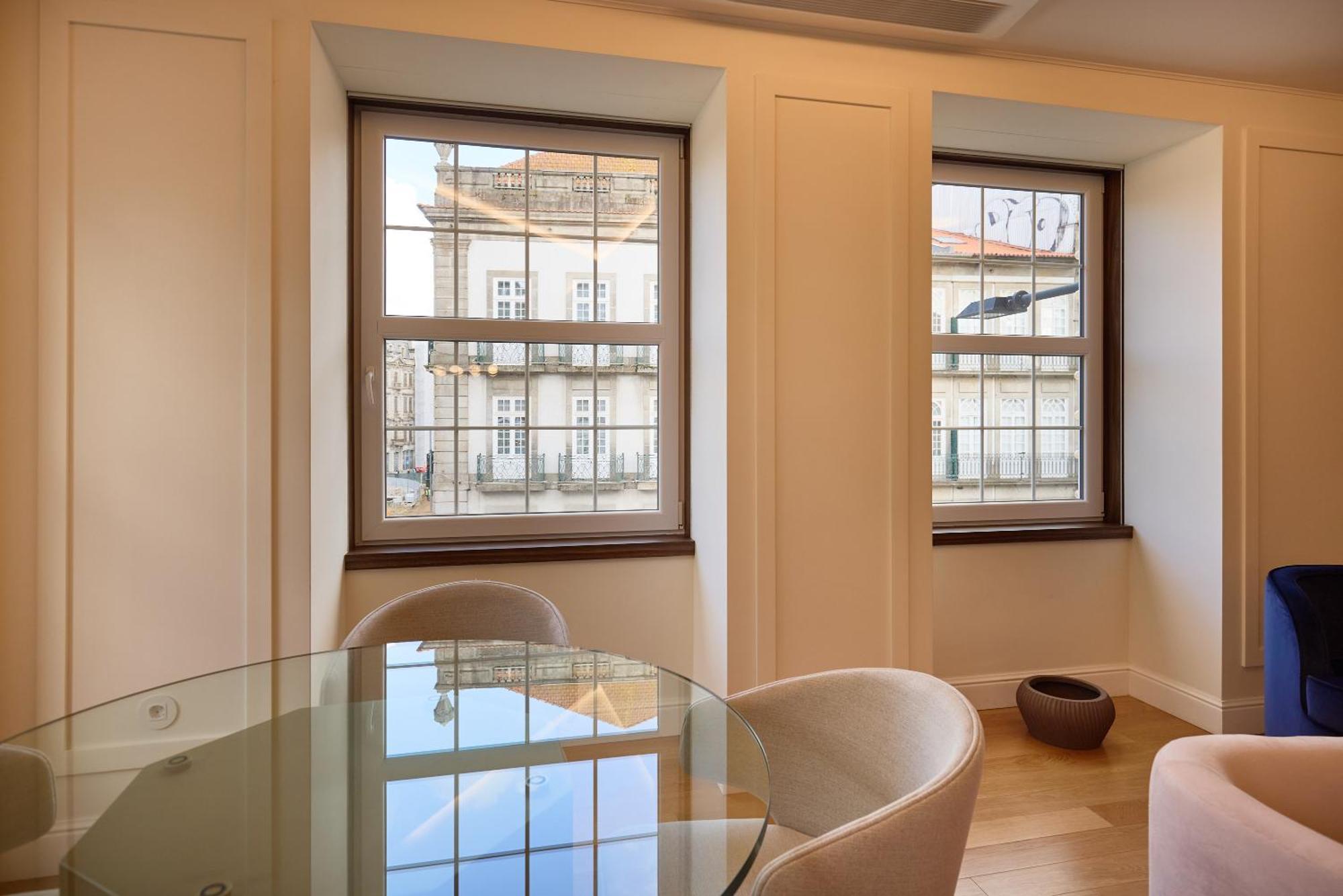 Flh Porto Clerigos Luxury Apartments الغرفة الصورة