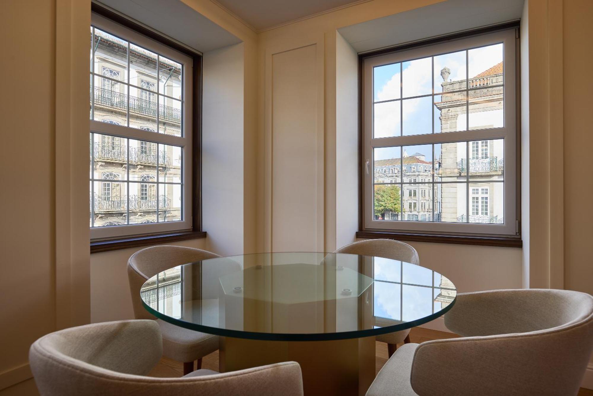 Flh Porto Clerigos Luxury Apartments الغرفة الصورة